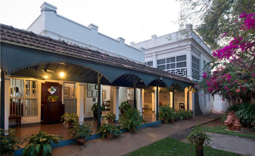 The Bangala Chettinad Hotel Kāraikkudi Buitenkant foto