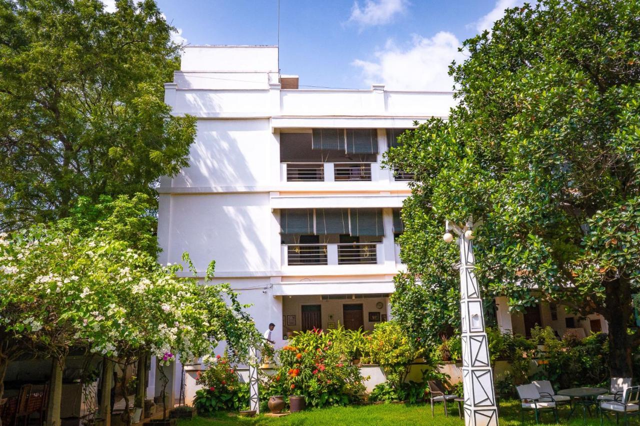The Bangala Chettinad Hotel Kāraikkudi Buitenkant foto